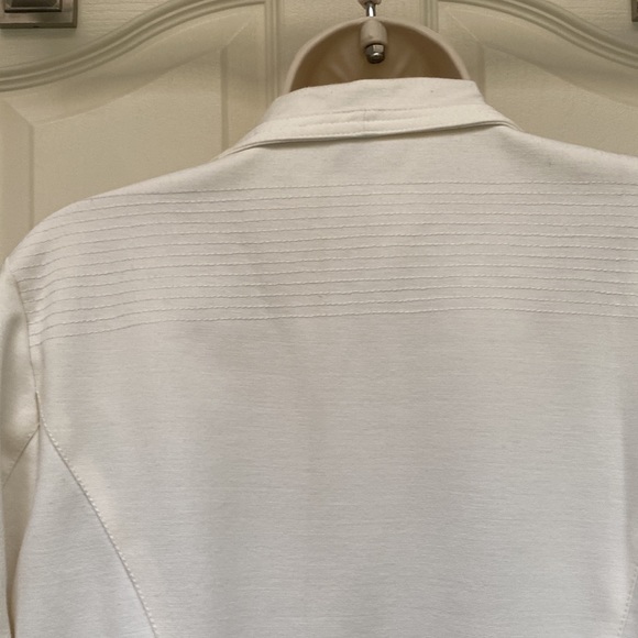 Cropped Knitted white color jacket with lining - Picture 4 of 6